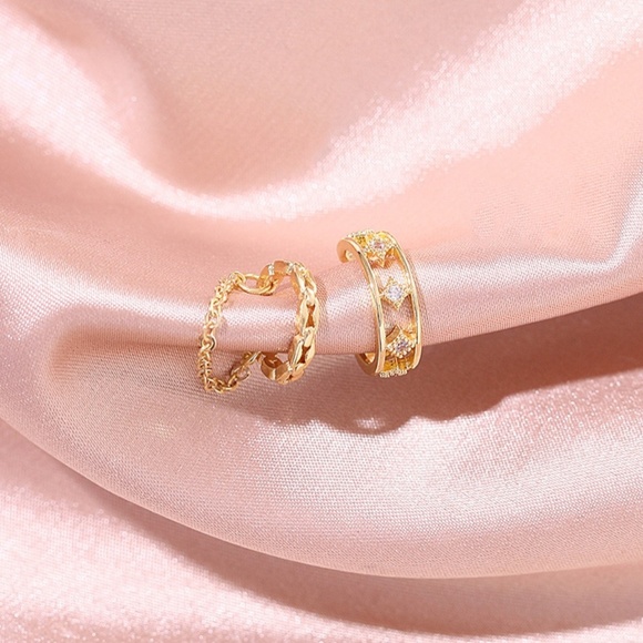 Star Chain and Tassel Minimalist Gold Cuff Earrings - Picture 3 of 7